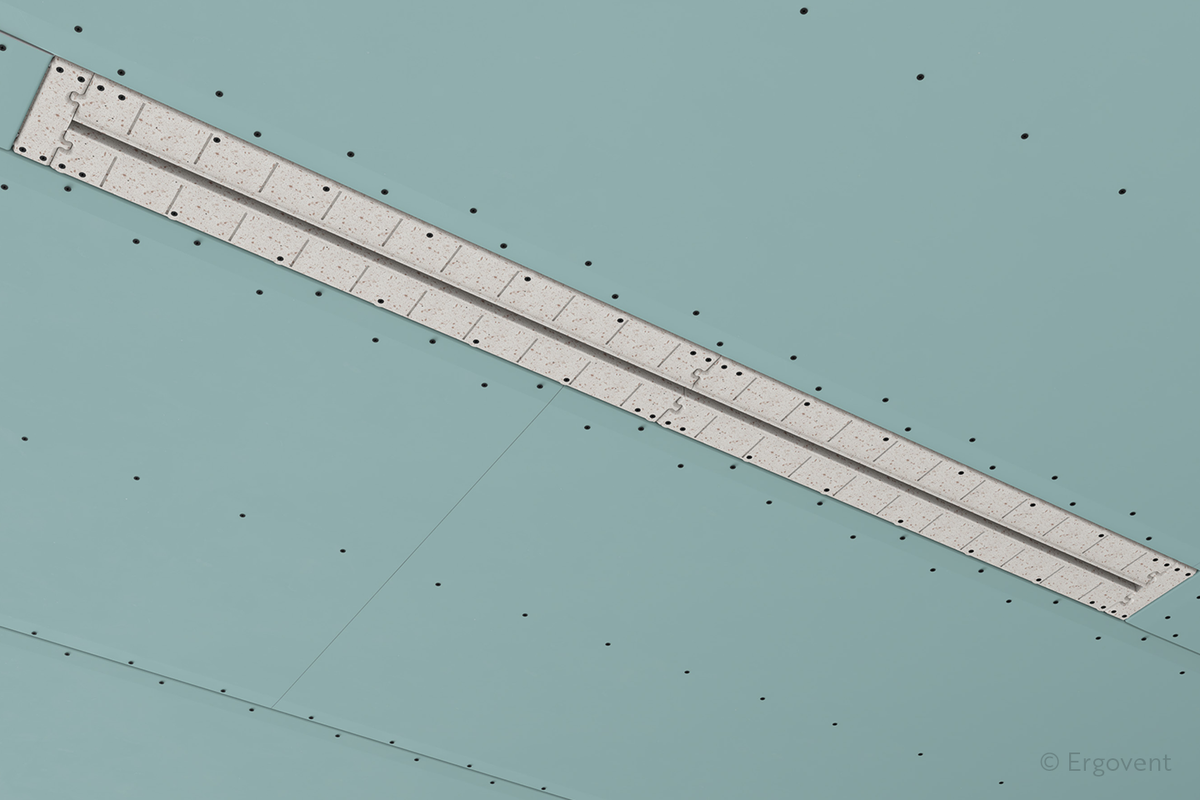 Diffuseur LINEO-PRO CONDI 125 intégré dans un faux plafond en plaques de plâtre