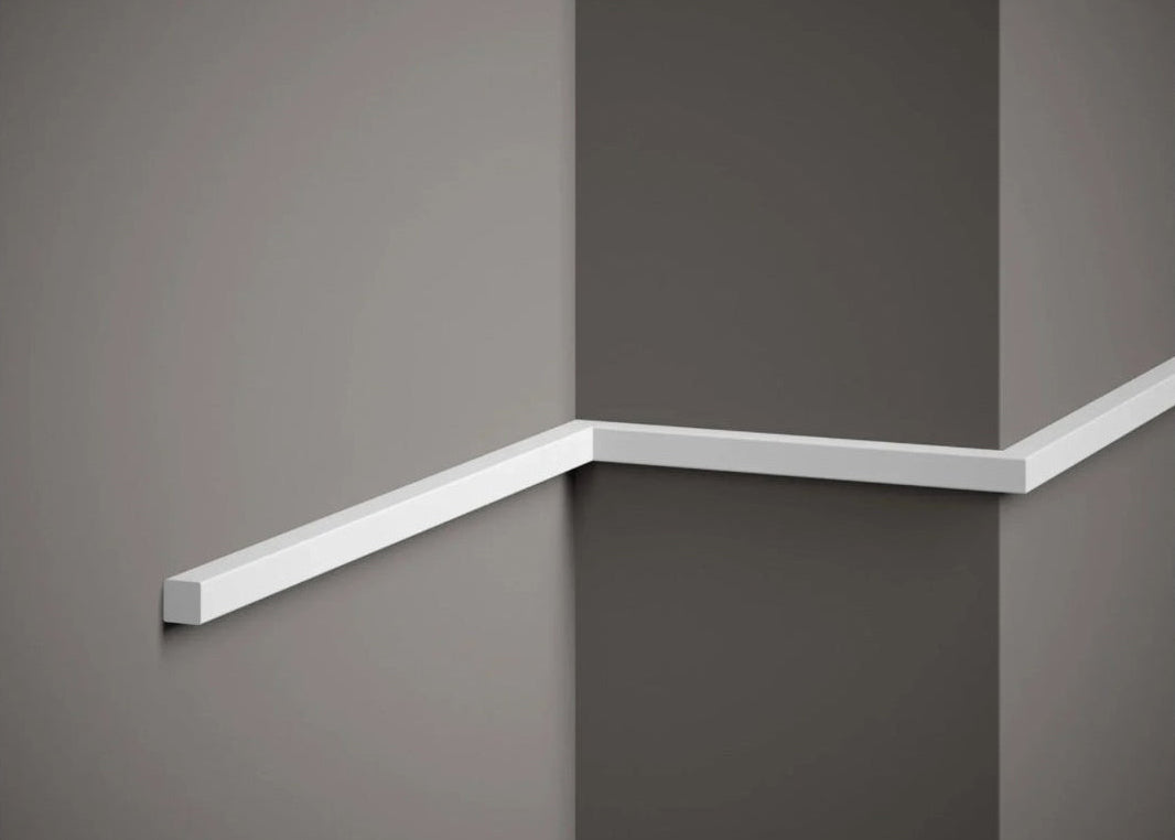 Vue d'une moulure murale polyvalente md010 installée sur un mur