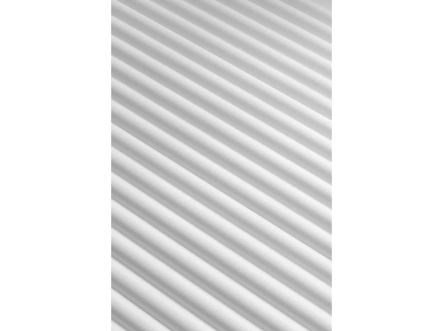 Texture diagonale du panneau mural 3D Sereno L0401 - surface ondulée blanche en relief