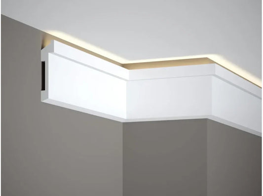 La réglette d'éclairage MD025 est un profilé haut avec une surface lisse, finie par une marche décorative. La bande est dotée de la technologie LightGuard® - elle est entièrement compatible avec l'éclairage LED. Fabriquée en matériau PolyForce résistant à l'humidité et dotée de la technologie ScratchShield®, elle offre une résistance supplémentaire aux rayures. .