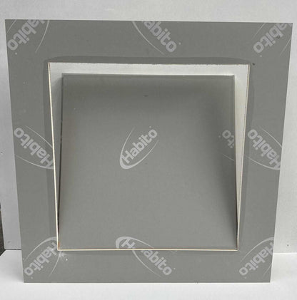 Trappe invisible plafond ouverte