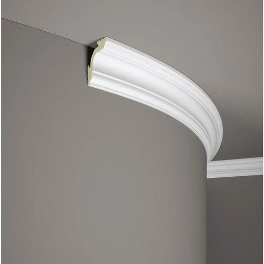 Corniche de plafond flexible MD106F installée sur mur arrondi – moulure décorative blanche 200 x 5,7 x 5,7 cm