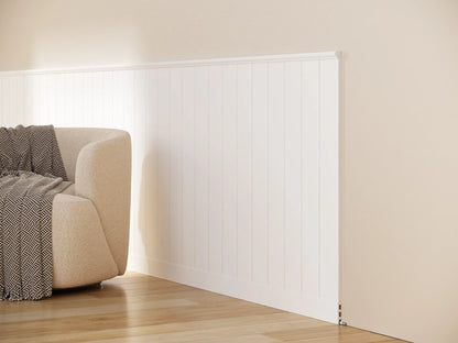 Moulure TP005 en finition haute d'un lambris anglais blanc