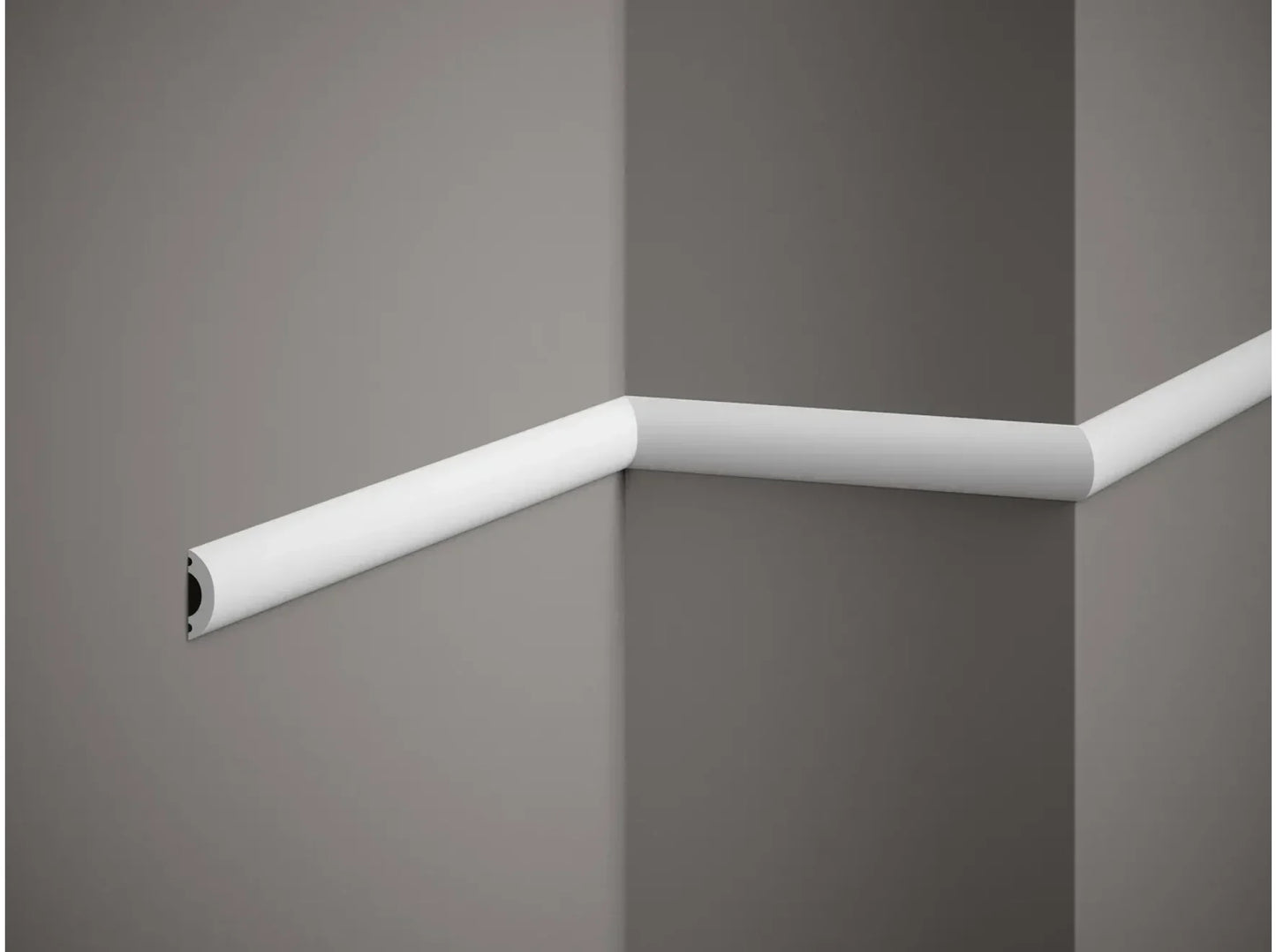Moulure murale MD031 installée en angle, profil décoratif blanc de 200 cm pour finitions murales intérieures