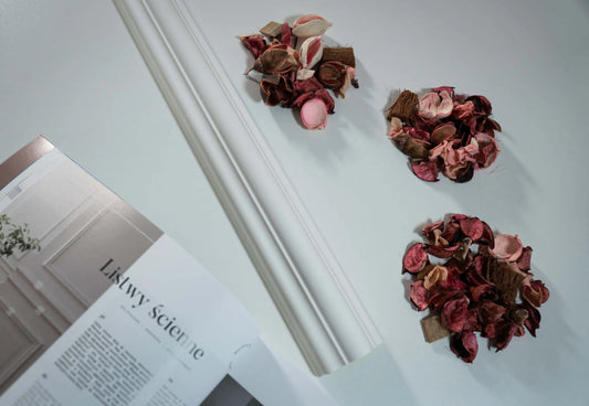 Cornière d’angle MDB123 Mardom Decor blanche 200 x 4 x 4 cm, profilé décoratif et protecteur pour murs et angles