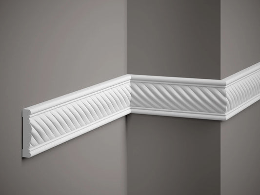 Moulure murale décorative MDC239 en polystyrène, dimensions 200 x 7,5 x 1,5 cm, installée sur mur gris pour une décoration intérieure élégante et moderne