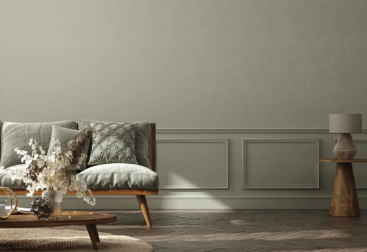 Vue d'une moulure murale MD325 installée dans un salon