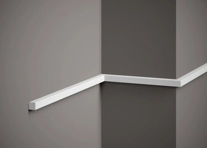 Vue d'une moulure murale polyvalente md010 installée sur un mur