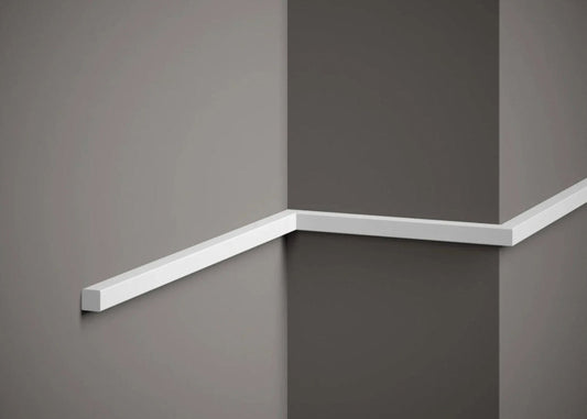 Vue d'une moulure murale polyvalente md010 installée sur un mur