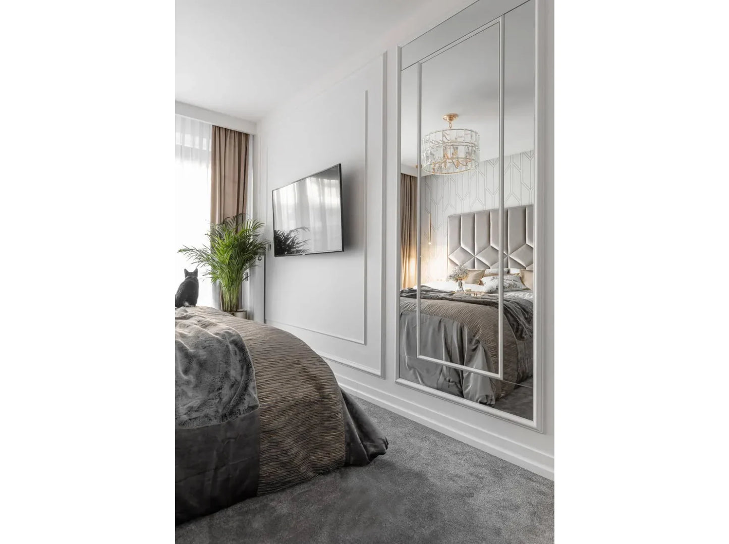 Plinthe QS009 installée dans une chambre élégante – moulure murale contemporaine – hauteur 10 cm