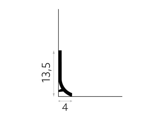 Schéma technique de la plinthe décorative QS011 avec forme courbée, hauteur 13,5 cm et épaisseur 4 cm – idéale pour cache câbles